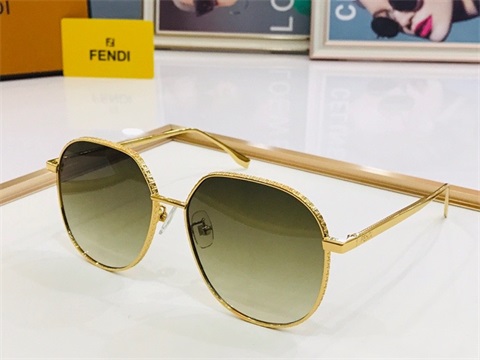 Fendi sunglass-523